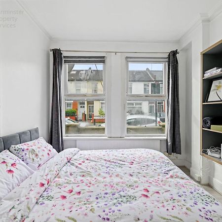 Cosy Tottenham Apartment Sleeps 4 London Exterior foto